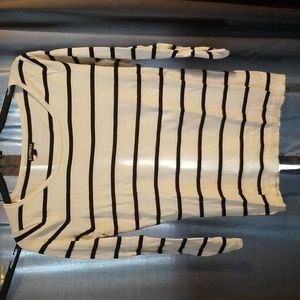 Womens Express long sleeved lightweight sweater size medium